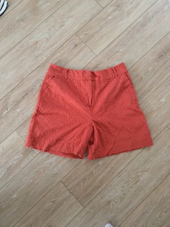 Short brodé monoprix Taille 44
