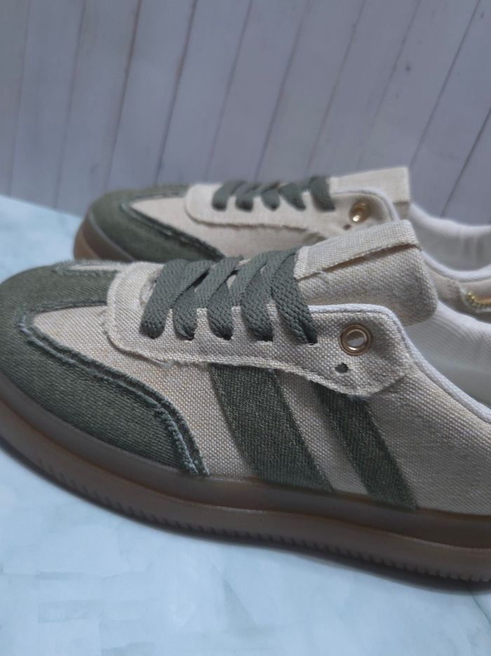 Baskets en toile Kaki et Beige - Style Rétro - Neuves - Taille 38 - photo numéro 3