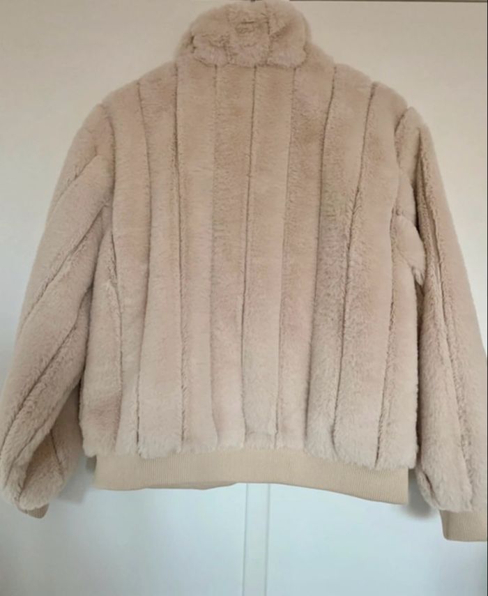 Manteau fausse fourrure H&M - photo numéro 4