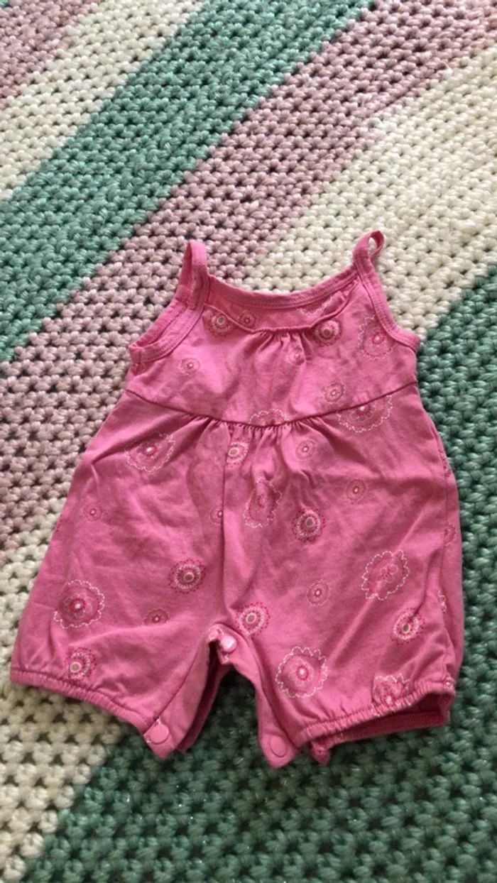 Bodie été fille 1 mois