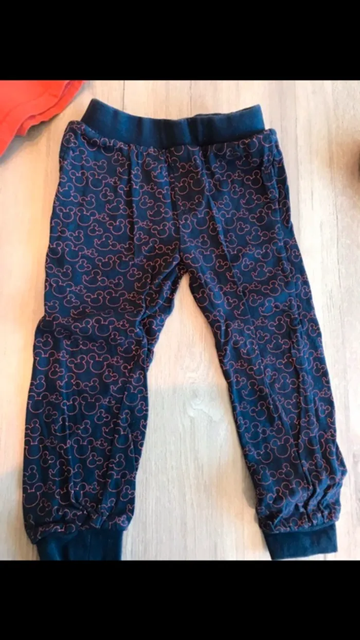 Pyjama Mickey taille 3 ans - photo numéro 5