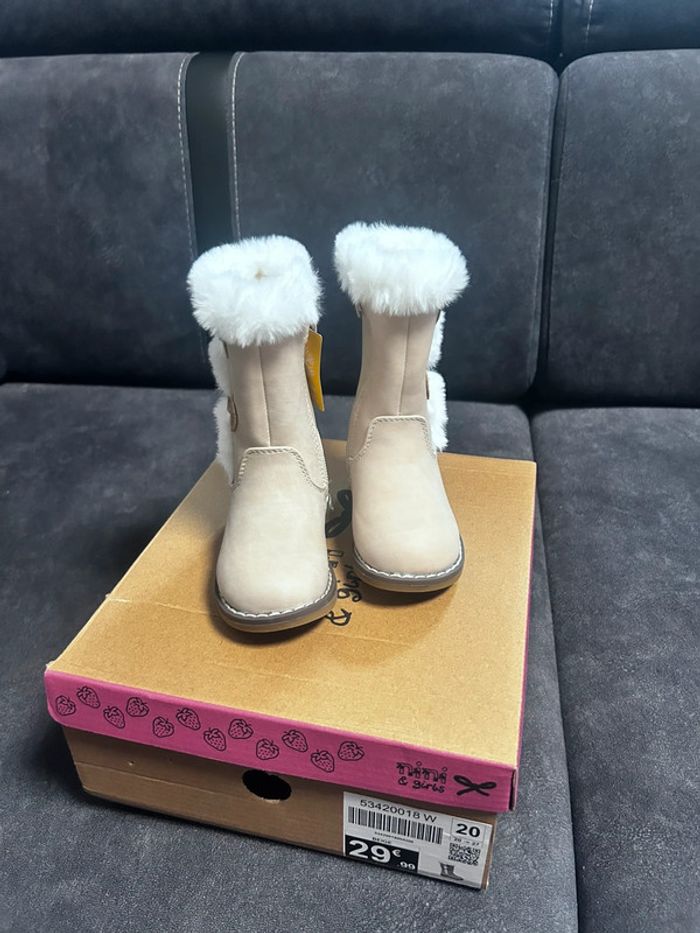 Bottes neuves - photo numéro 2