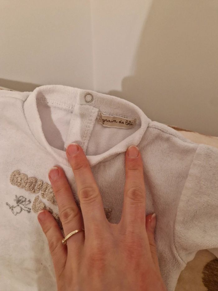 Pyjamas 1 mois - photo numéro 7