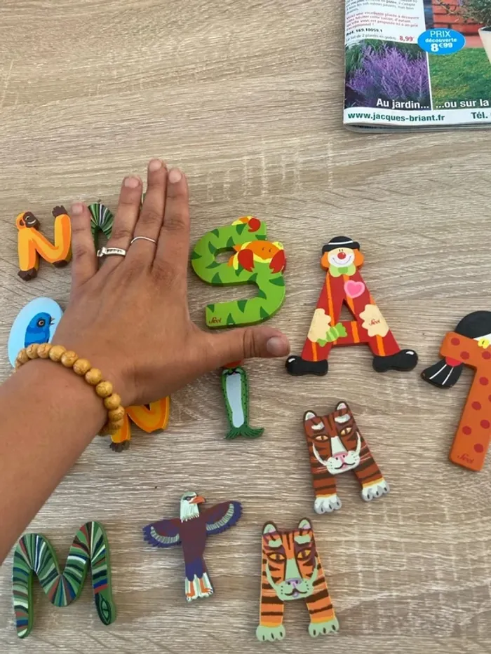 Lettre en bois, décorative - photo numéro 5