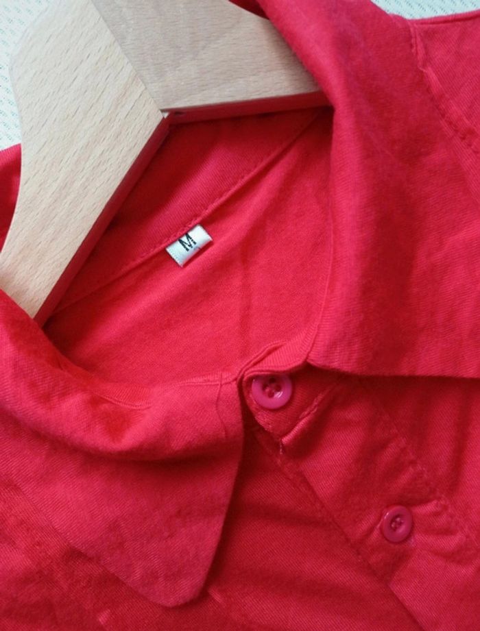 T-shirt rouge avec ceinture 38 - photo numéro 2