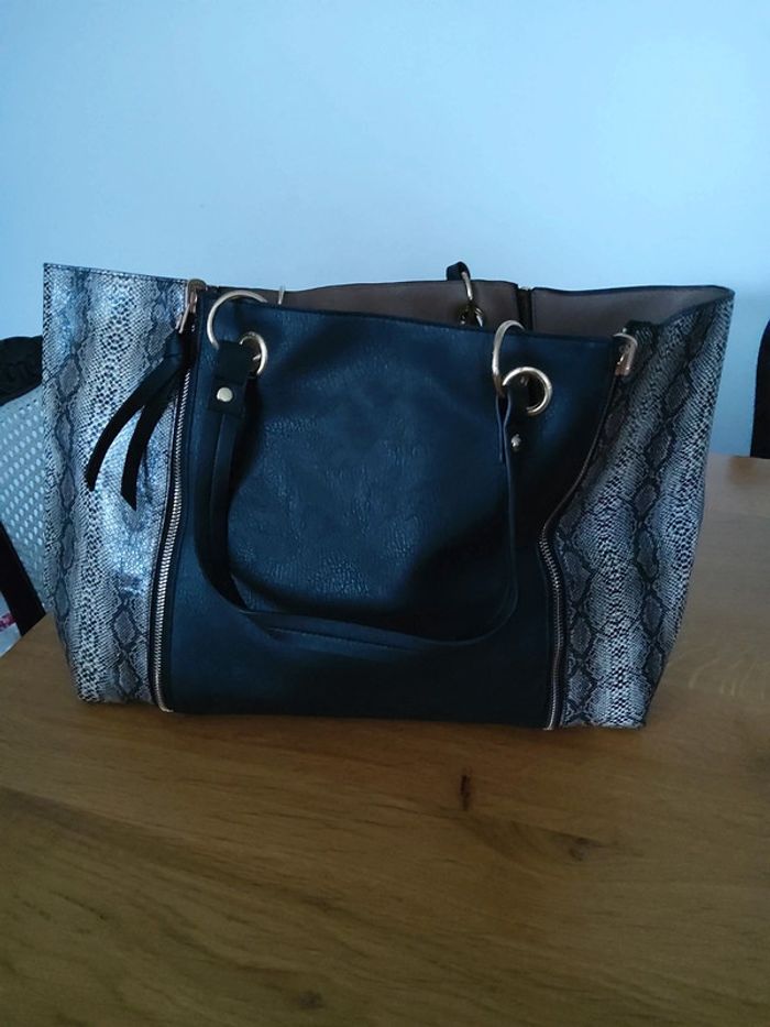 Grand sac fourre-tout noir et peau de serpent