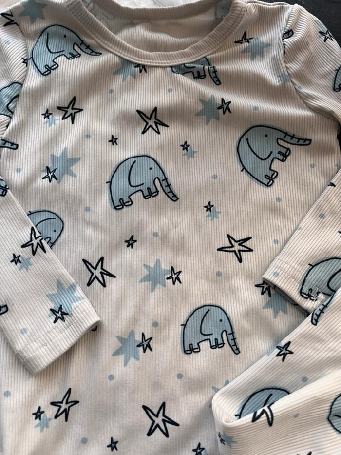 Pyjama - photo numéro 2