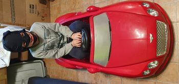 Voiture électrique enfant