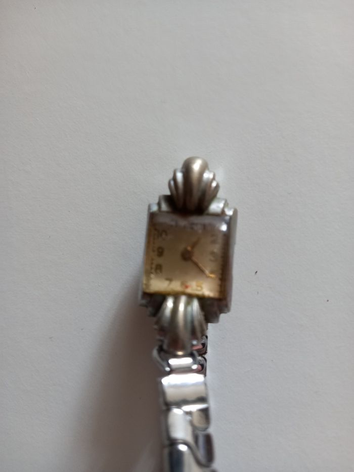 montre femme des années 40 - photo numéro 2