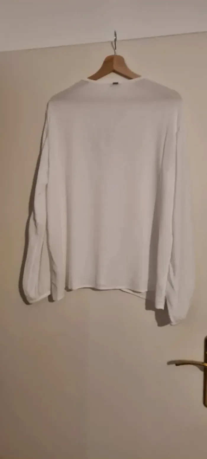 Blouse blanche col V détails brillant IKKS - photo numéro 8