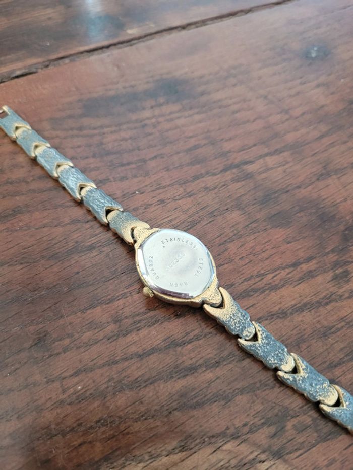 Vends montre action vintage femme - photo numéro 3