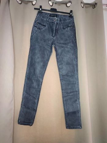 Jean enduit gris foncé