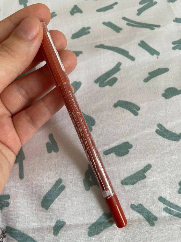 Crayon à lèvres - photo numéro 3