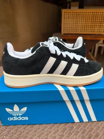 Aadidas originals Taille  38