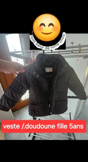 Doudoune /manteau noir taille 5 ans