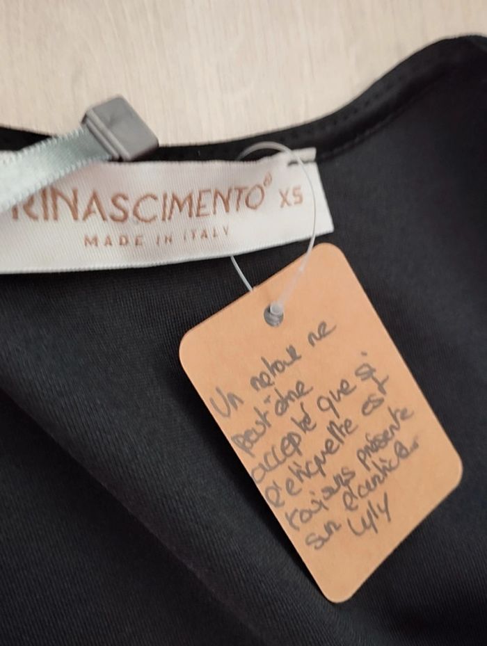 Robe chic fendue à l'arrière Rinascimento XS - photo numéro 14