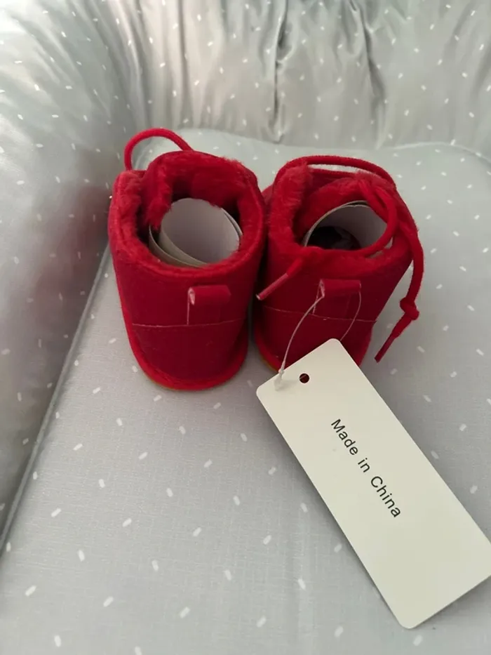Chaussures rouges - photo numéro 4