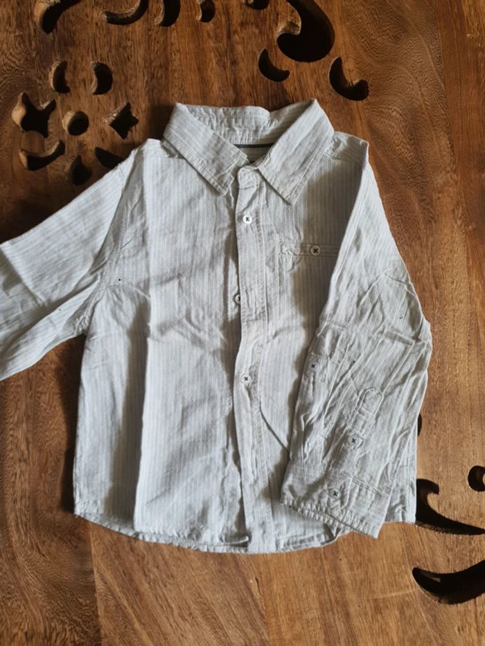 Chemise, 24 mois.