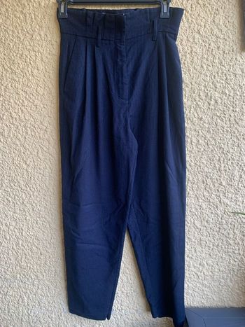 Pantalon habillé à rayures Mango taille 36