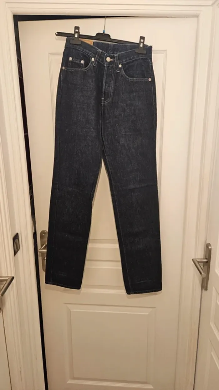 C17 - Jean - 100% coton - Taille 38