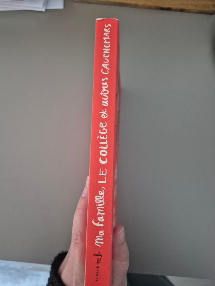 Ma famille, le collège et autres cauchemars - photo numéro 3