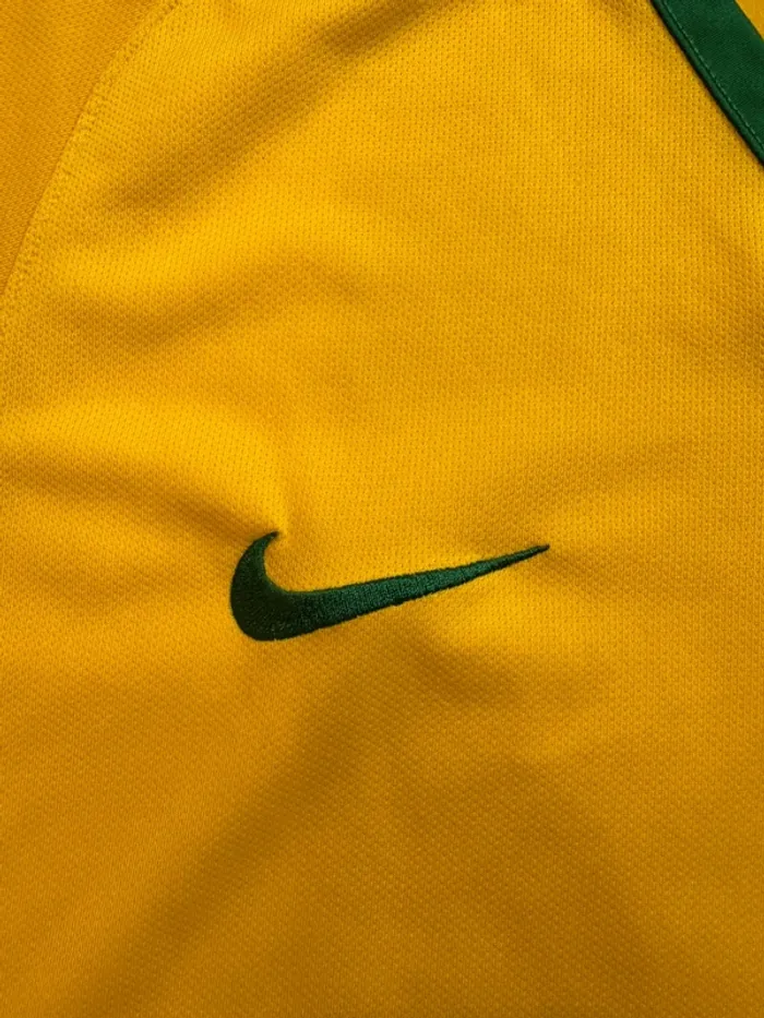 Maillot de foot Nike équipe de Brésil taille 13/15 ans authentique - photo numéro 4