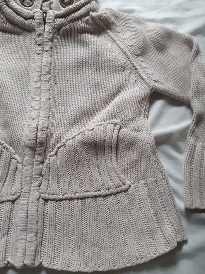 Veste épaisse crème à capuche avec des poches - photo numéro 3