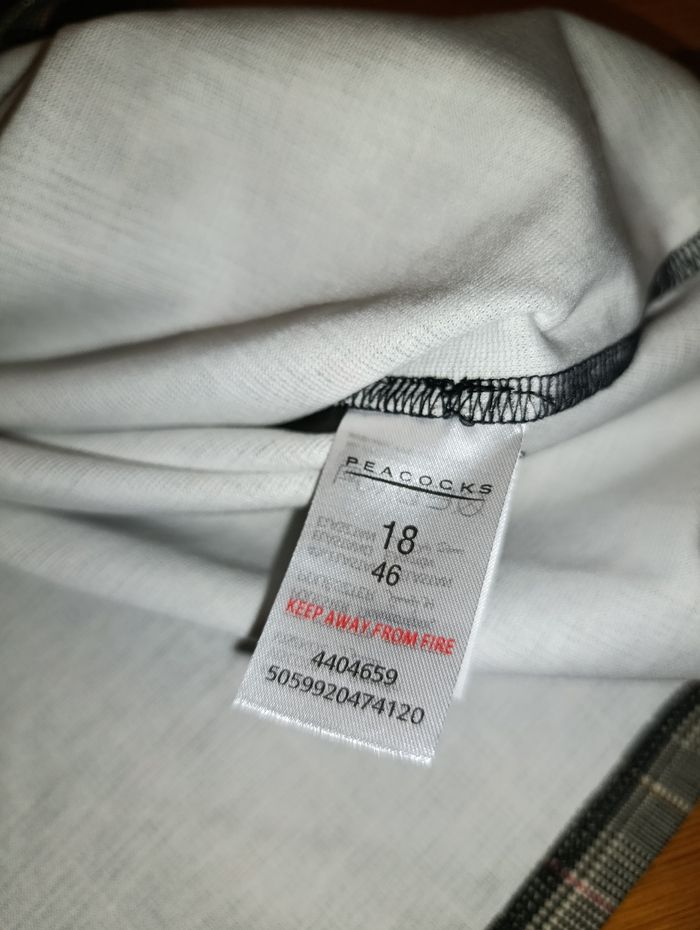 Robe 48 - photo numéro 5