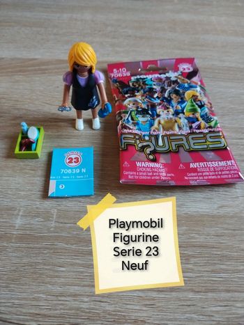 Playmobil figurine série 23 neuf