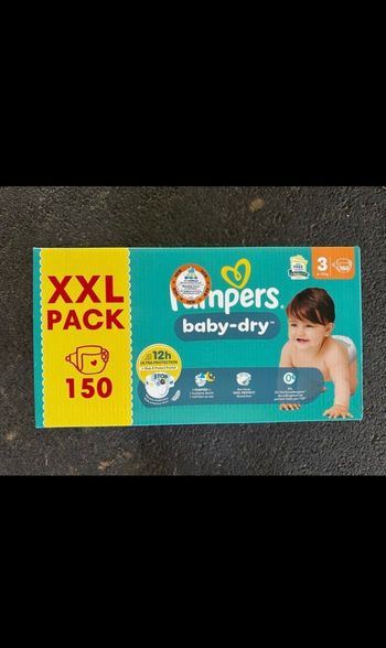 Couches Pampers Baby Dry taille 3
