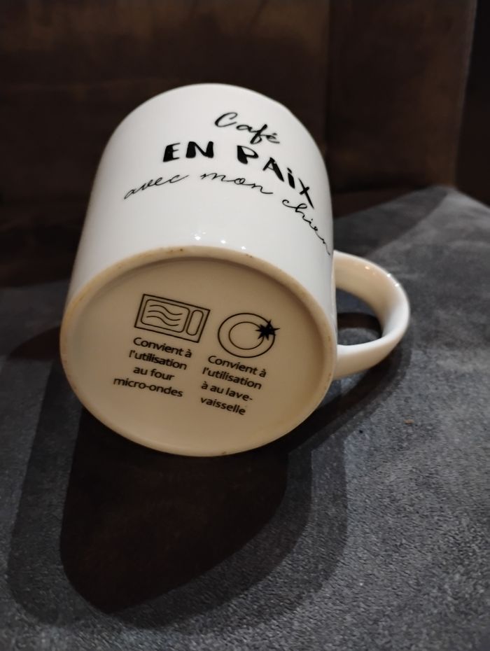 Mug café en paix avec mon chien - photo numéro 4