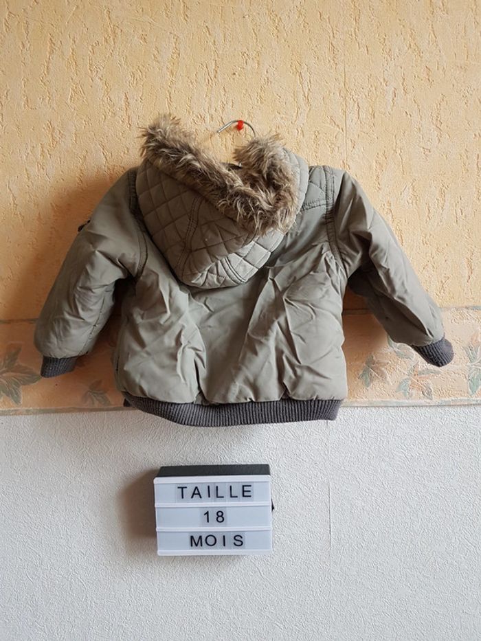 Manteau à capuche garçon taille 18 mois - photo numéro 2