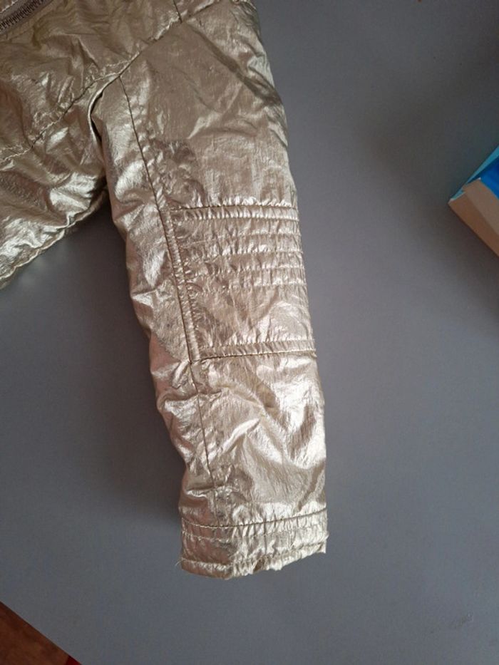 Perfecto métallisé à rivets dorés et poches zippées - photo numéro 3