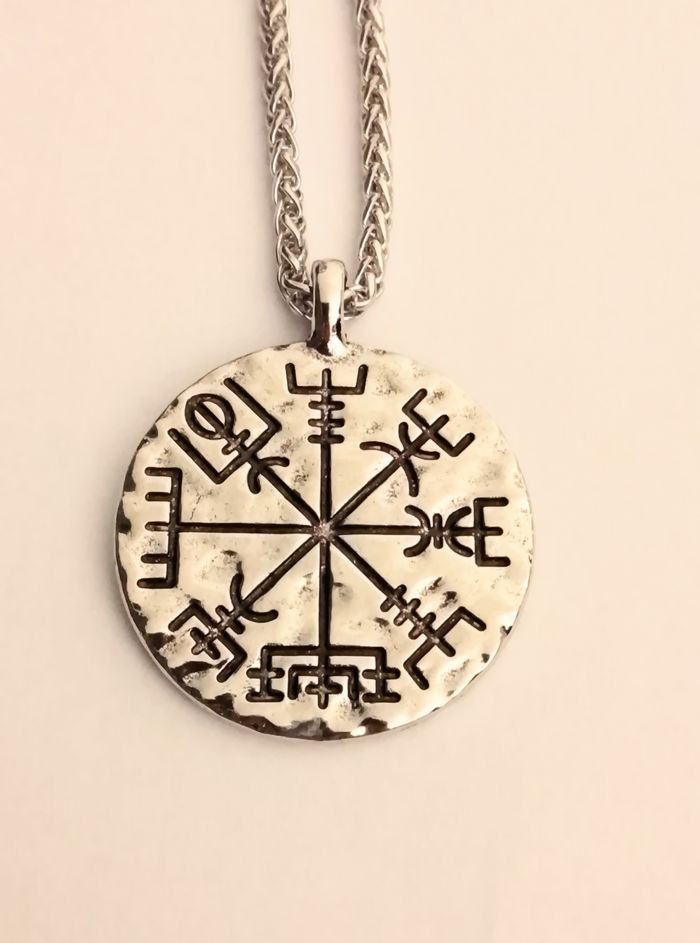 Chaîne + pendentif viking - photo numéro 4