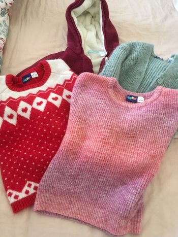 Lot gilets et pulls 3 ans