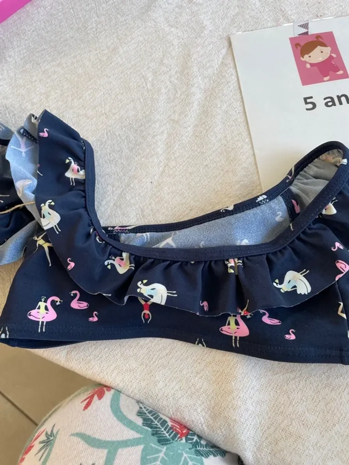 Lot de 2 maillots de bain 5-6 ans - photo numéro 8