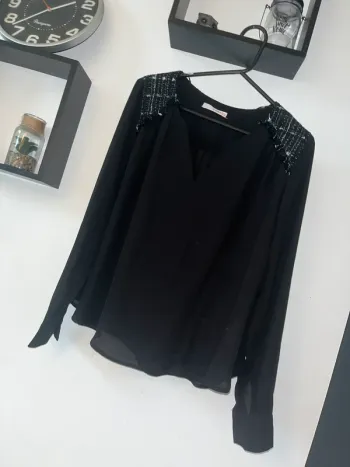 Blouse camaïeu • S
