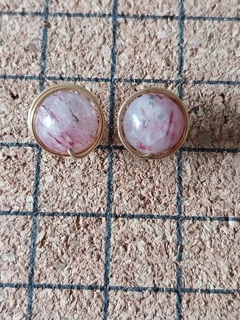 Boucle d'oreille quartz fraise