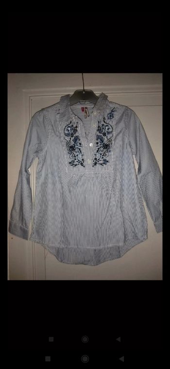 Lot 4 tuniques et 2 tee shirts