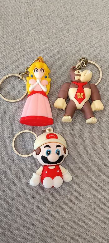 🌹Lot de 3 porte clés tout neuve 🌹