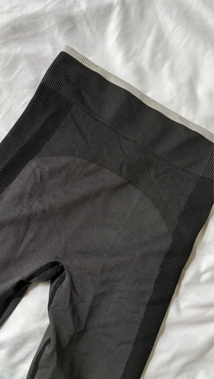 Legging sport gris Stradivarius - photo numéro 3
