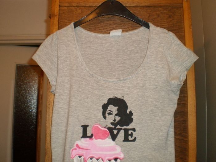 Tee shirt 16 ans gris tres bon etat - photo numéro 4