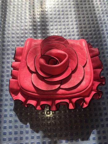 Pochette grosse fleur rose