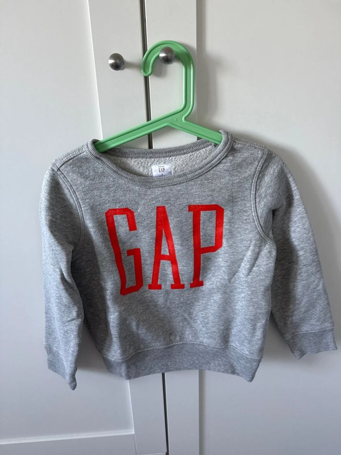 Sweat gap 5 ans gris clair