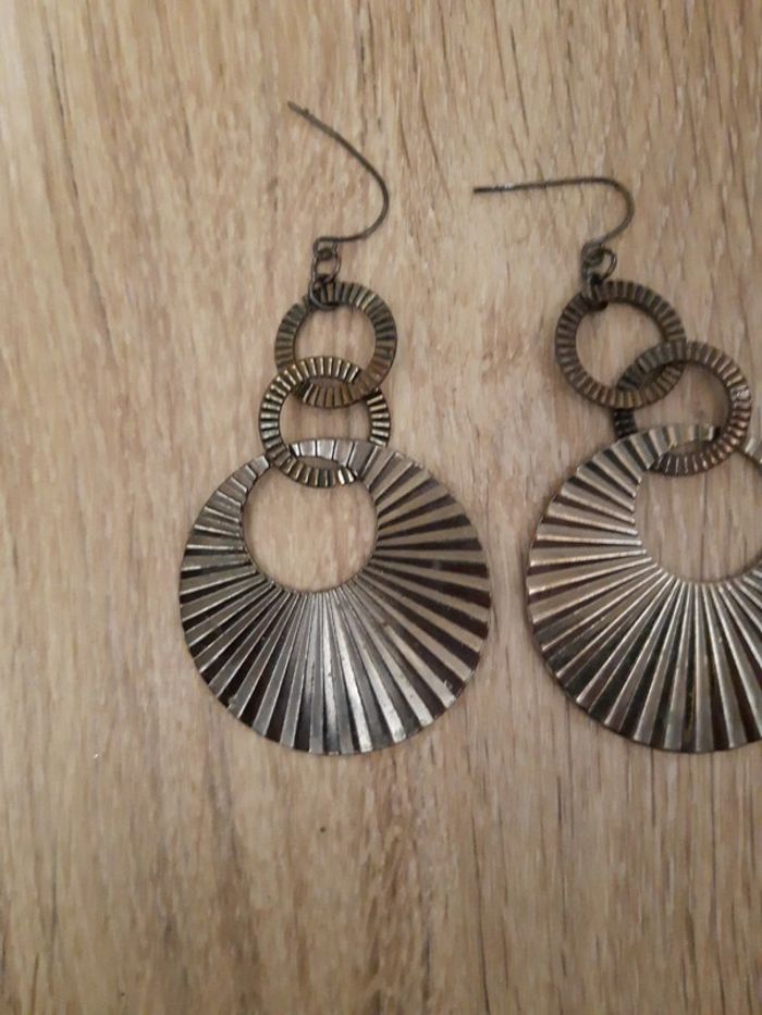 Boucle d'oreille - photo numéro 2