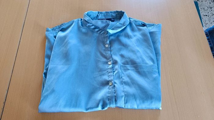 Chemise bleu ciel en satin - photo numéro 8