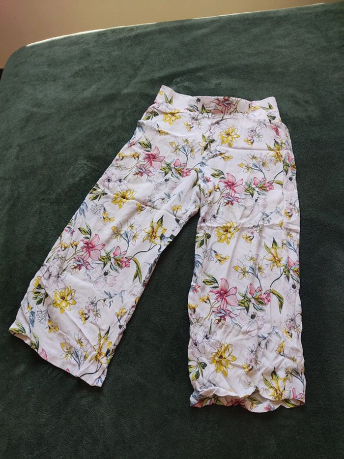 Pantacourt fluide femme fleuri Tally Weijl 38 à fleurs bon état - photo numéro 2