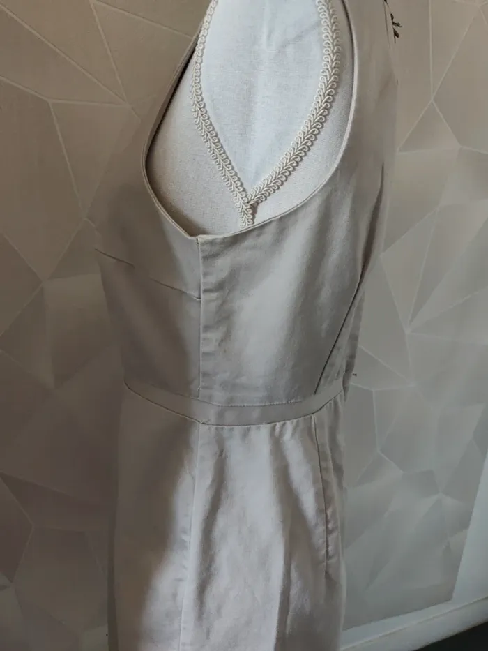Robe tailleur - photo numéro 4