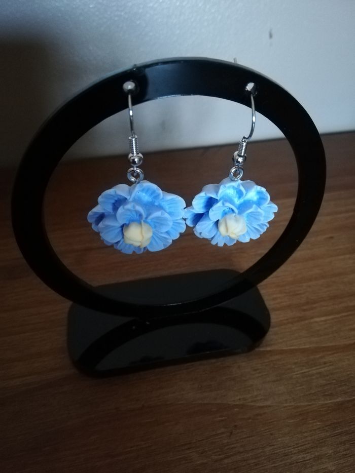 Boucles d'oreilles fleurs lavande - photo numéro 2