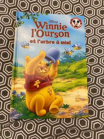 Livre Winnie l’ourson et l’arbre à miel